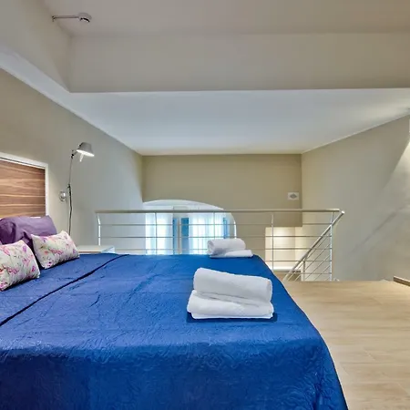 Spinola Park Heights The Duplex Loft Apartment *