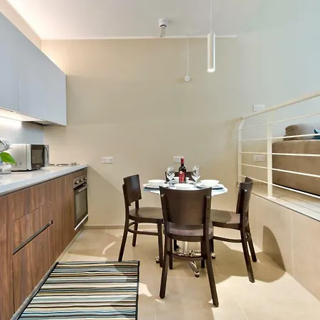 Spinola Park Heights The Duplex Loft