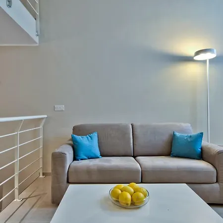 Spinola Park Heights The Duplex Loft * Saint Julian's